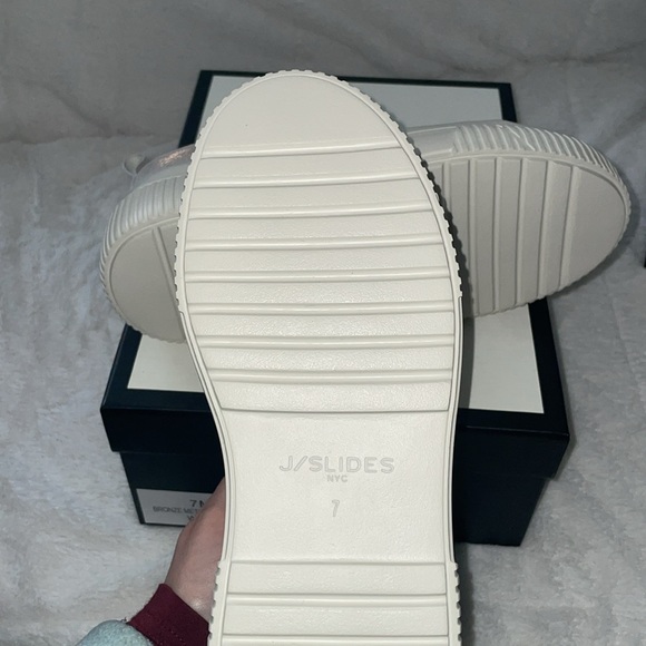 NWT J/SLIDES WEST Bronze Metallic Leather Sneaker - Picture 15 of 15